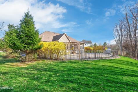 227 Landbridge Drive Altamont NY 12009