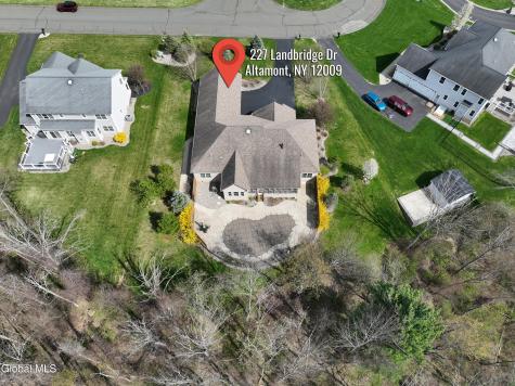 227 Landbridge Drive Altamont NY 12009