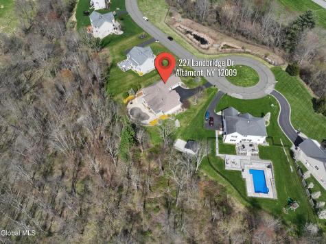 227 Landbridge Drive Altamont NY 12009