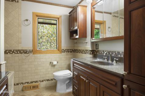 928 Altamont Voorheesville Road Altamont NY 12009