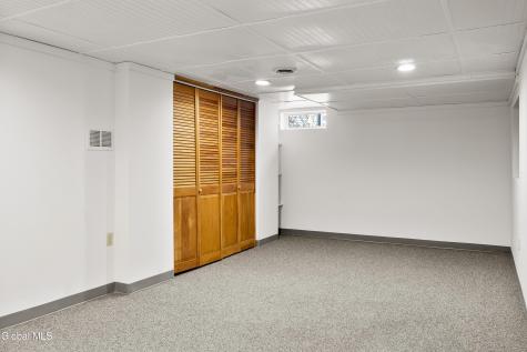928 Altamont Voorheesville Road Altamont NY 12009
