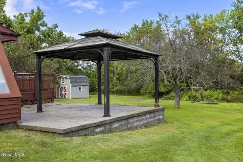 928 Altamont Voorheesville Road Altamont NY 12009