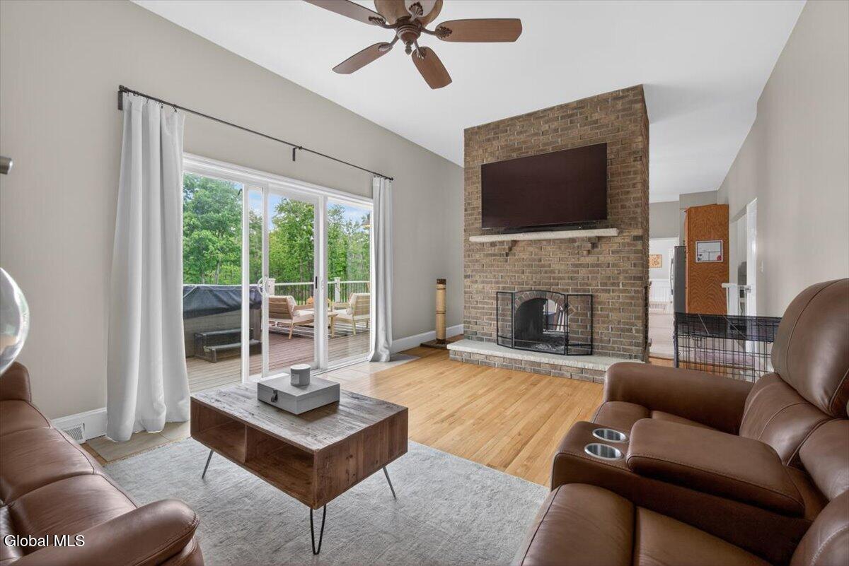 136 Spring Road Glenville NY 12302