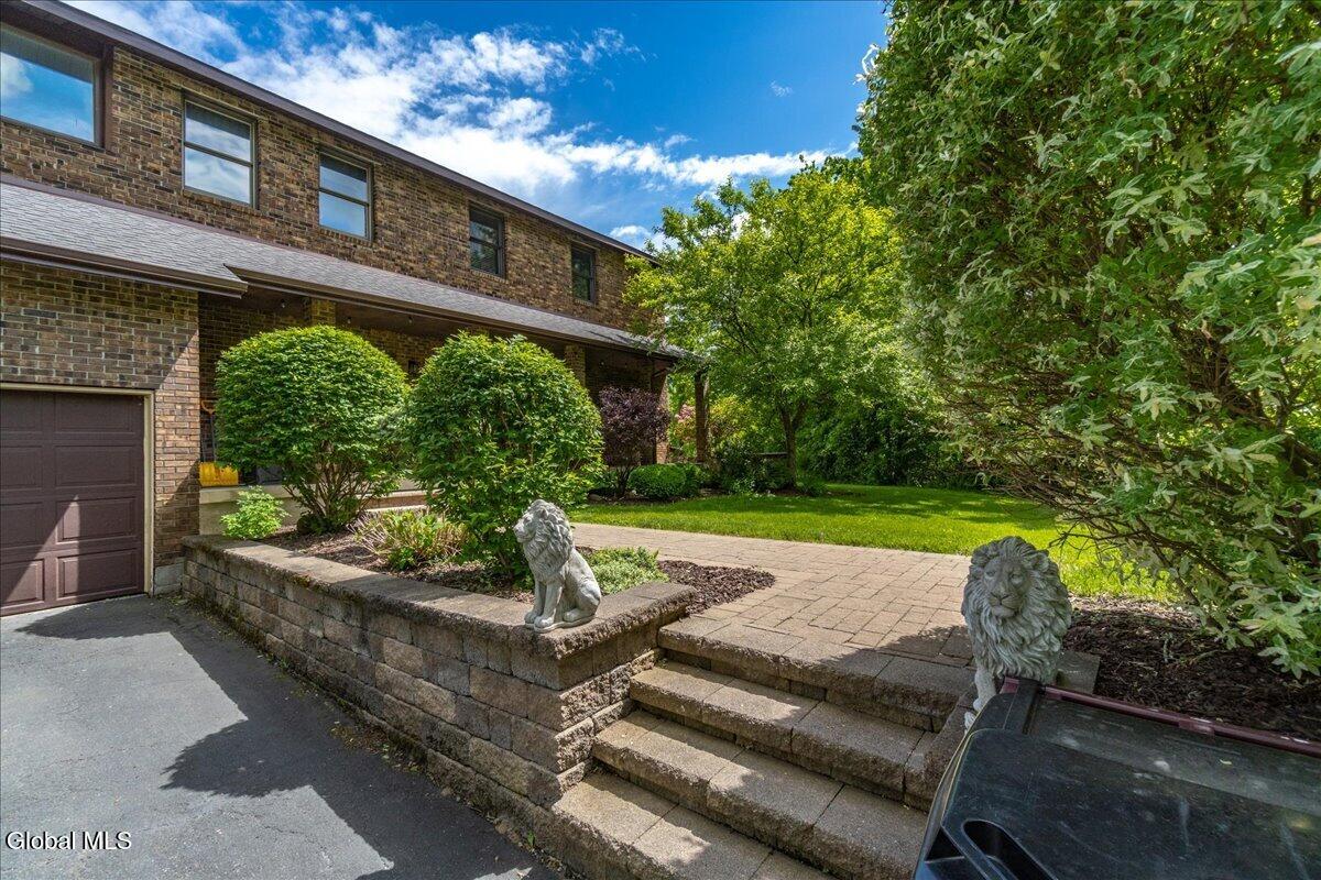 136 Spring Road Glenville NY 12302