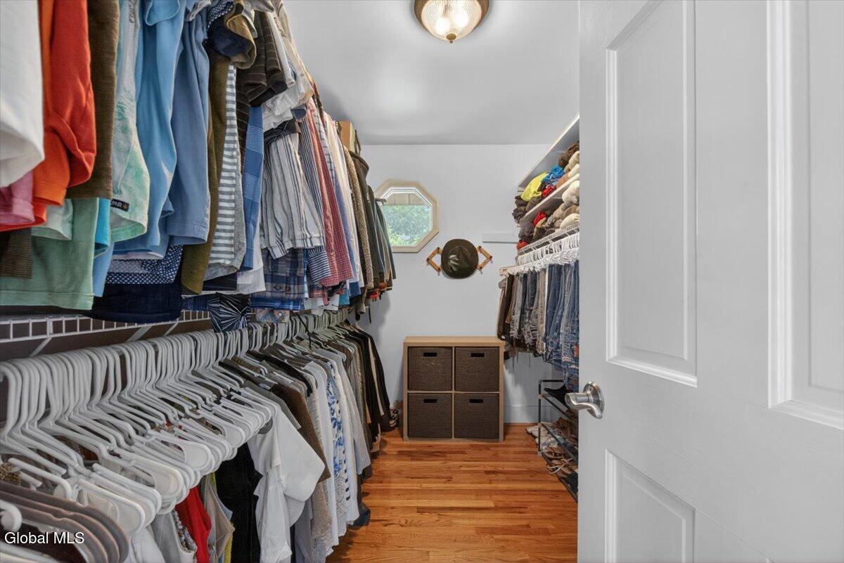 136 Spring Road Glenville NY 12302