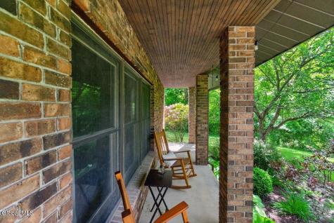 136 Spring Road Glenville NY 12302
