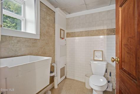 447 Krumkill Road Albany NY 12203