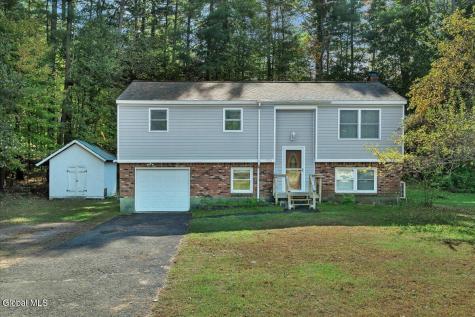 326 Louden Road Saratoga Springs NY 12866
