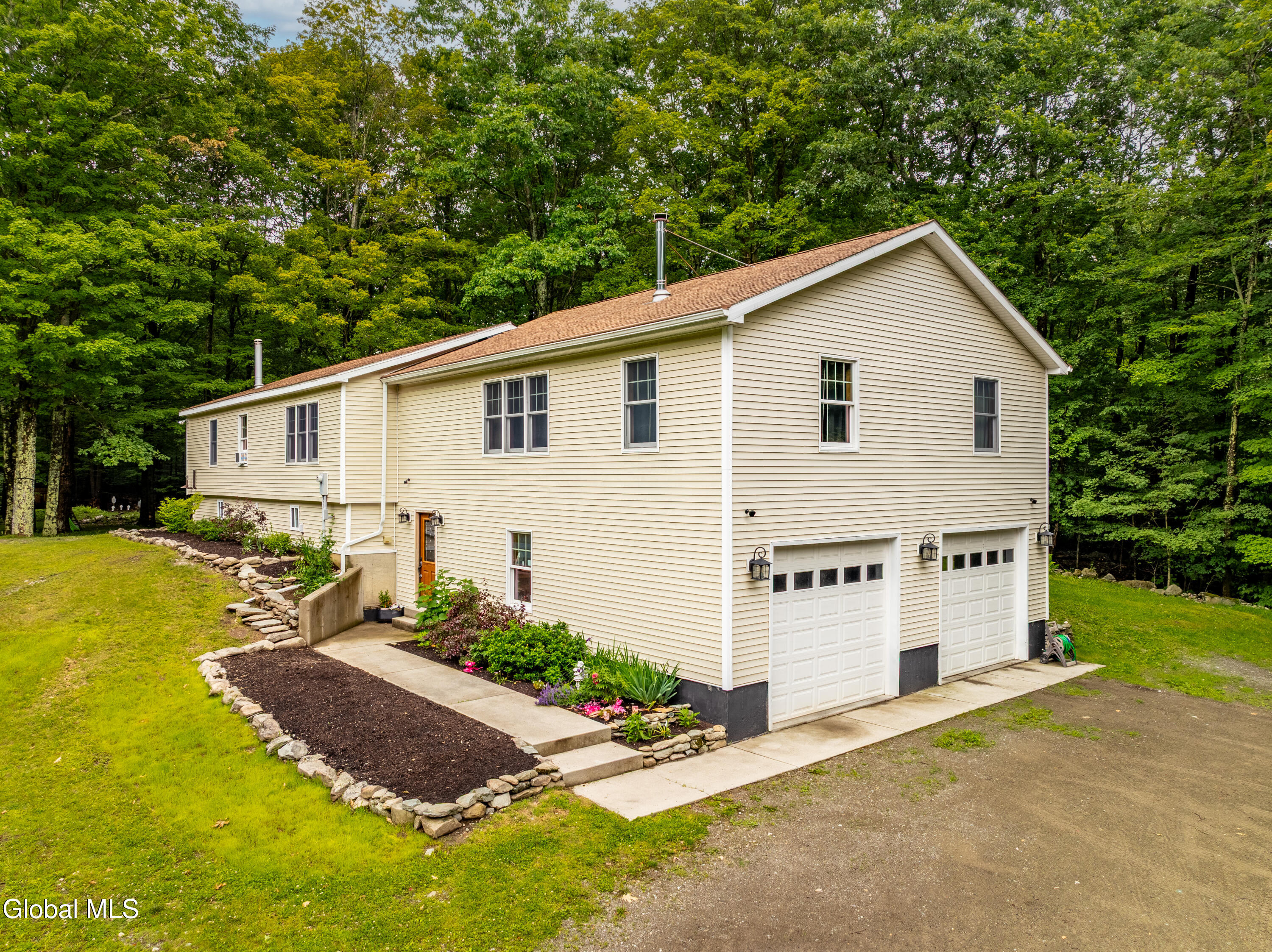 742 Babcock Lake Road Petersburgh NY 12138