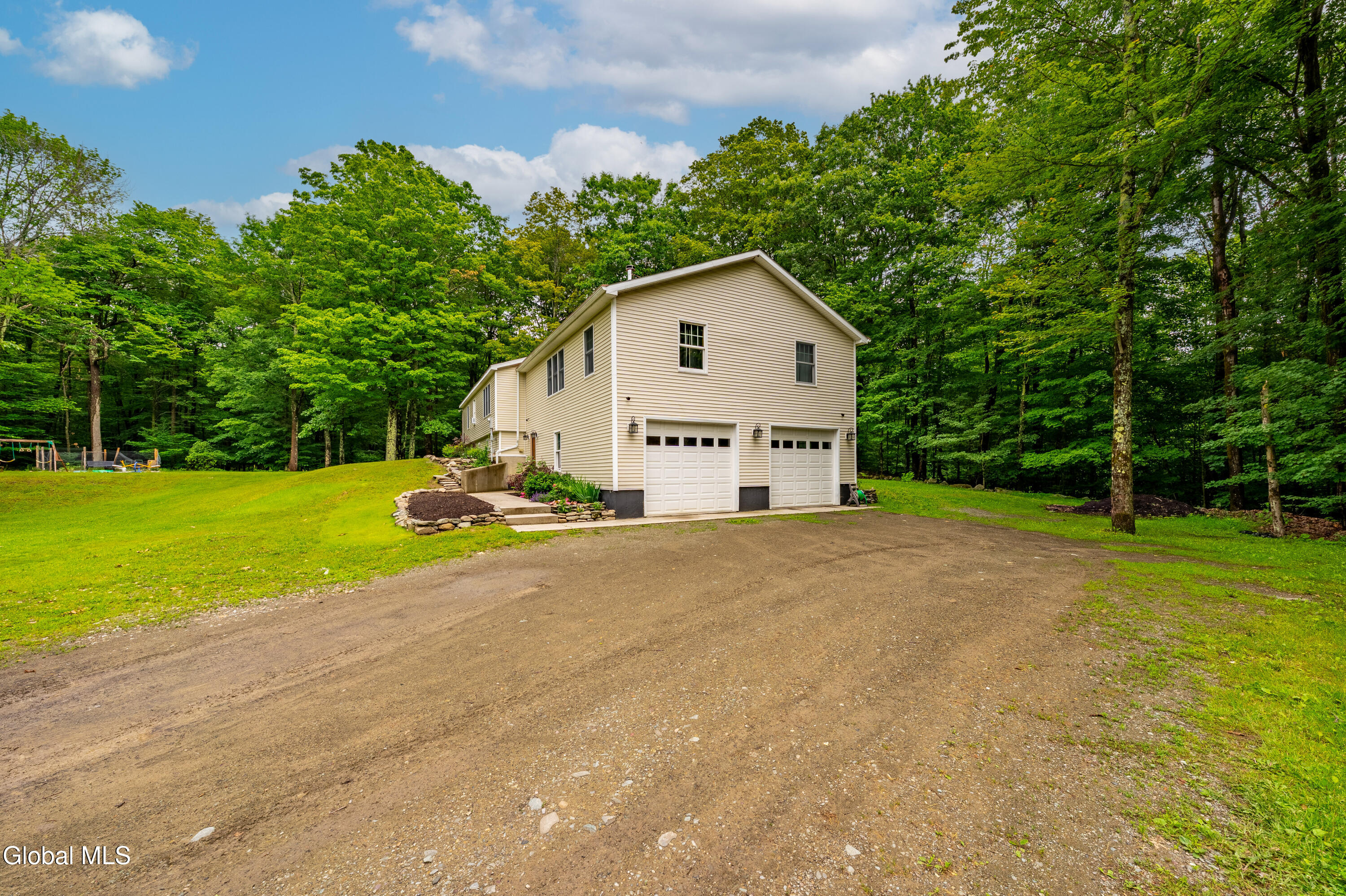 742 Babcock Lake Road Petersburgh NY 12138
