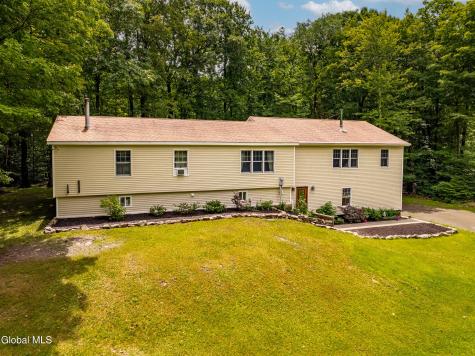 742 Babcock Lake Road Petersburgh NY 12138