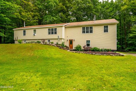 742 Babcock Lake Road Petersburgh NY 12138