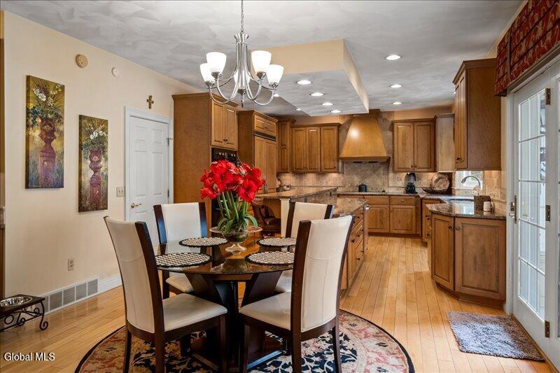 1012 Gabriella Avenue Endicott NY 13760