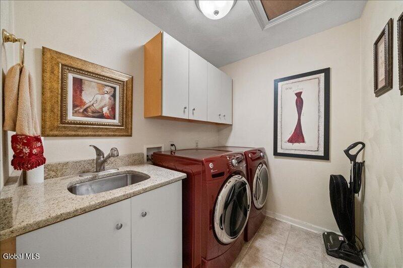 1012 Gabriella Avenue Endicott NY 13760