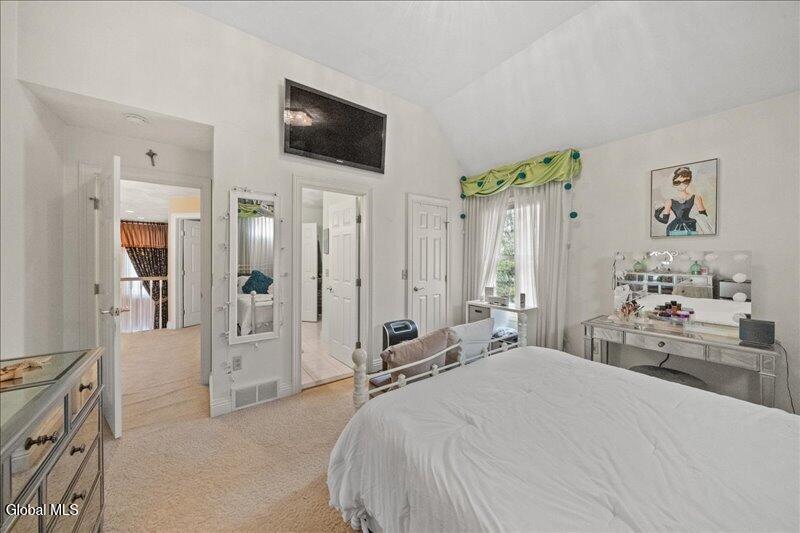 1012 Gabriella Avenue Endicott NY 13760