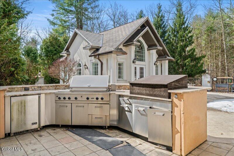 1012 Gabriella Avenue Endicott NY 13760
