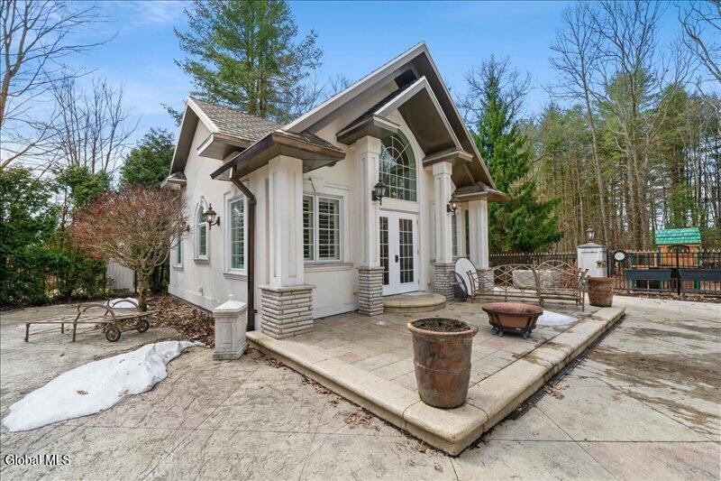 1012 Gabriella Avenue Endicott NY 13760