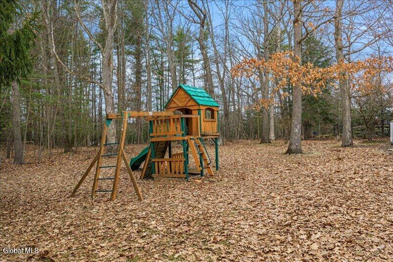 1012 Gabriella Avenue Endicott NY 13760