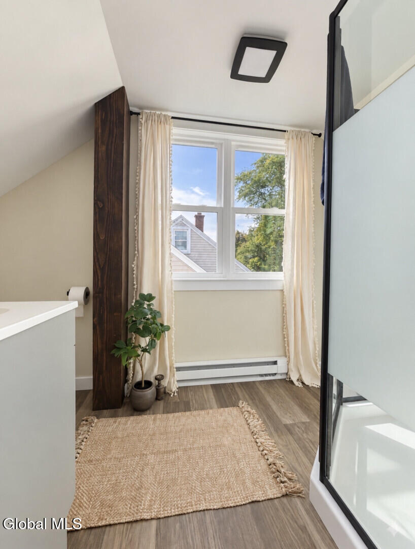 6 Vernon Boulevard Schenectady NY 12302
