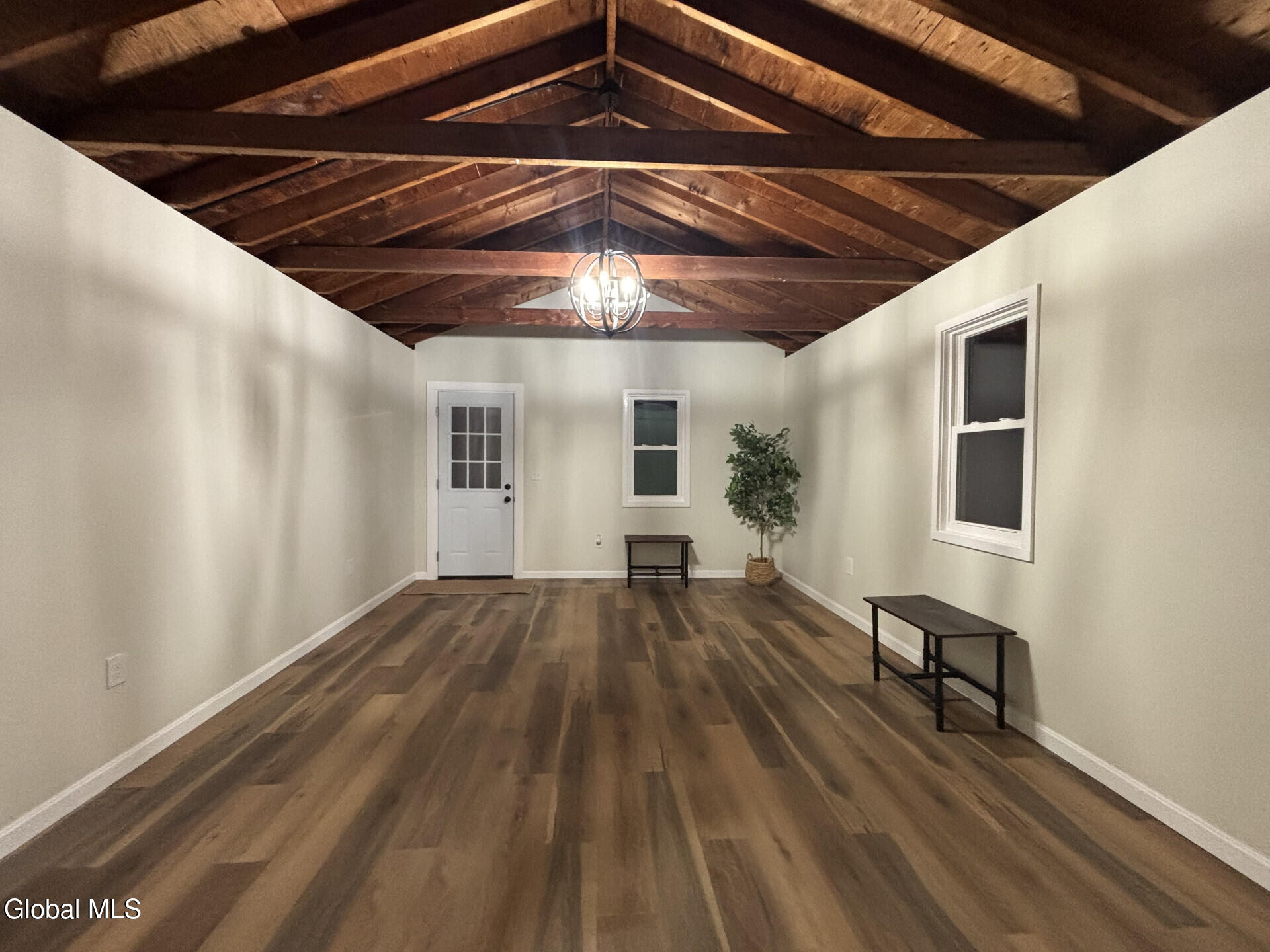 6 Vernon Boulevard Schenectady NY 12302