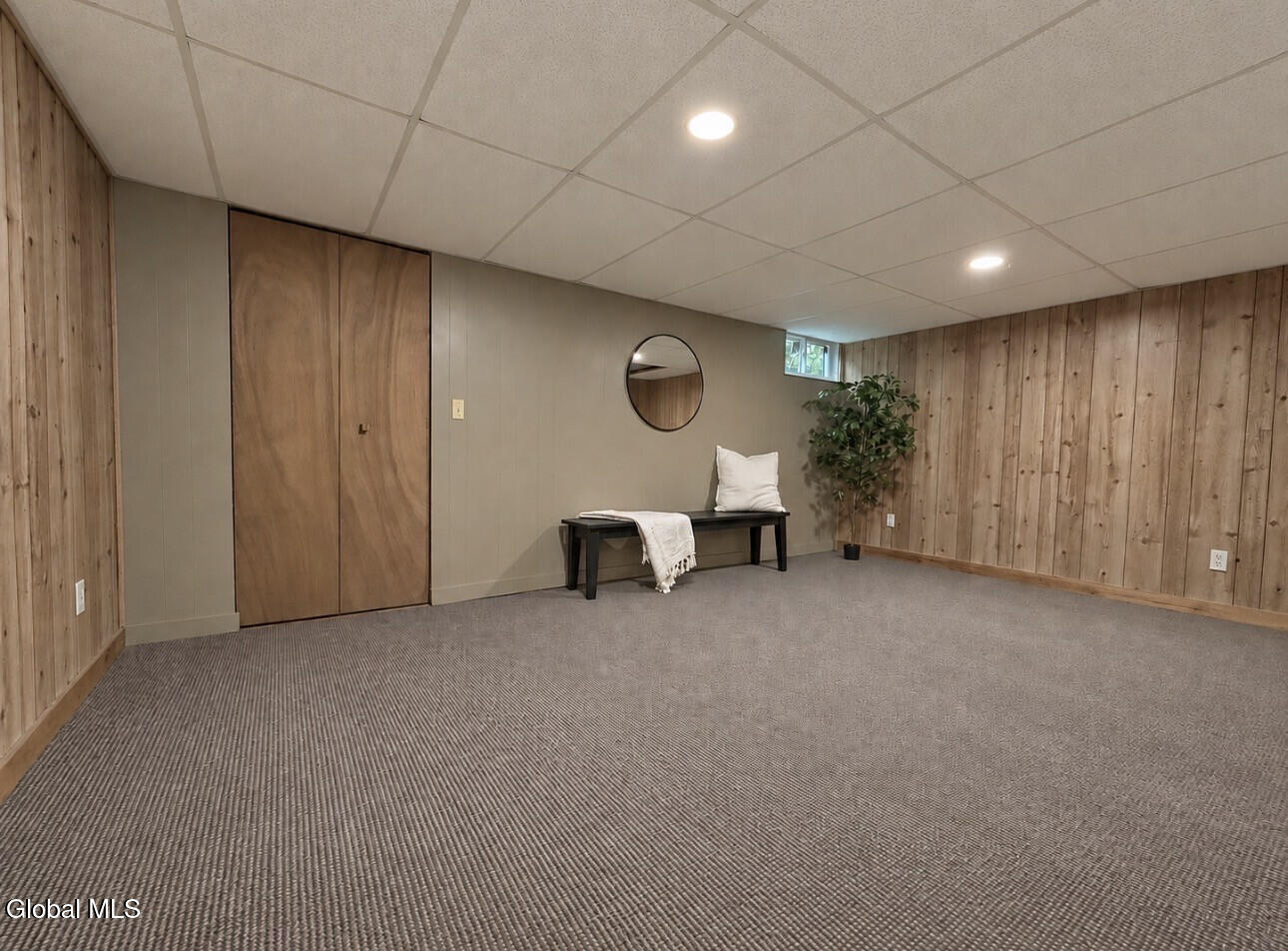 6 Vernon Boulevard Schenectady NY 12302