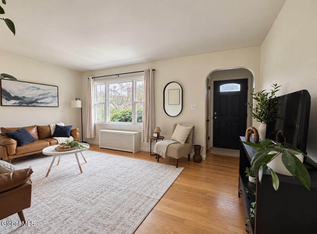 6 Vernon Boulevard Schenectady NY 12302
