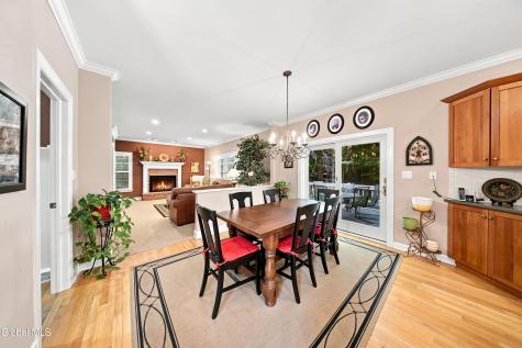 806 Greenthorne Boulevard Guilderland NY 12303