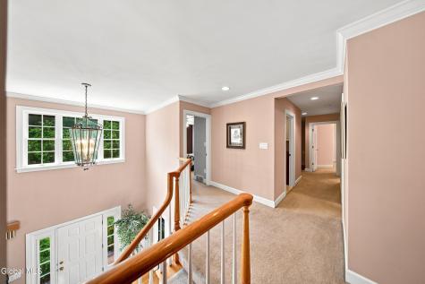 806 Greenthorne Boulevard Guilderland NY 12303