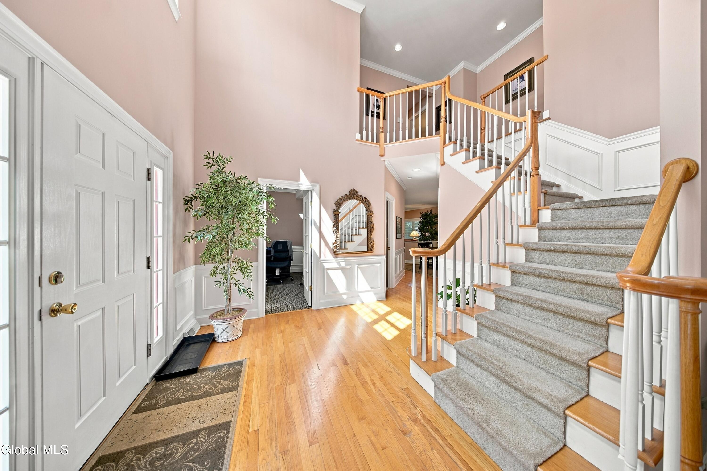 806 Greenthorne Boulevard Guilderland NY 12303