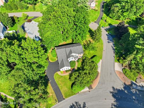 806 Greenthorne Boulevard Guilderland NY 12303