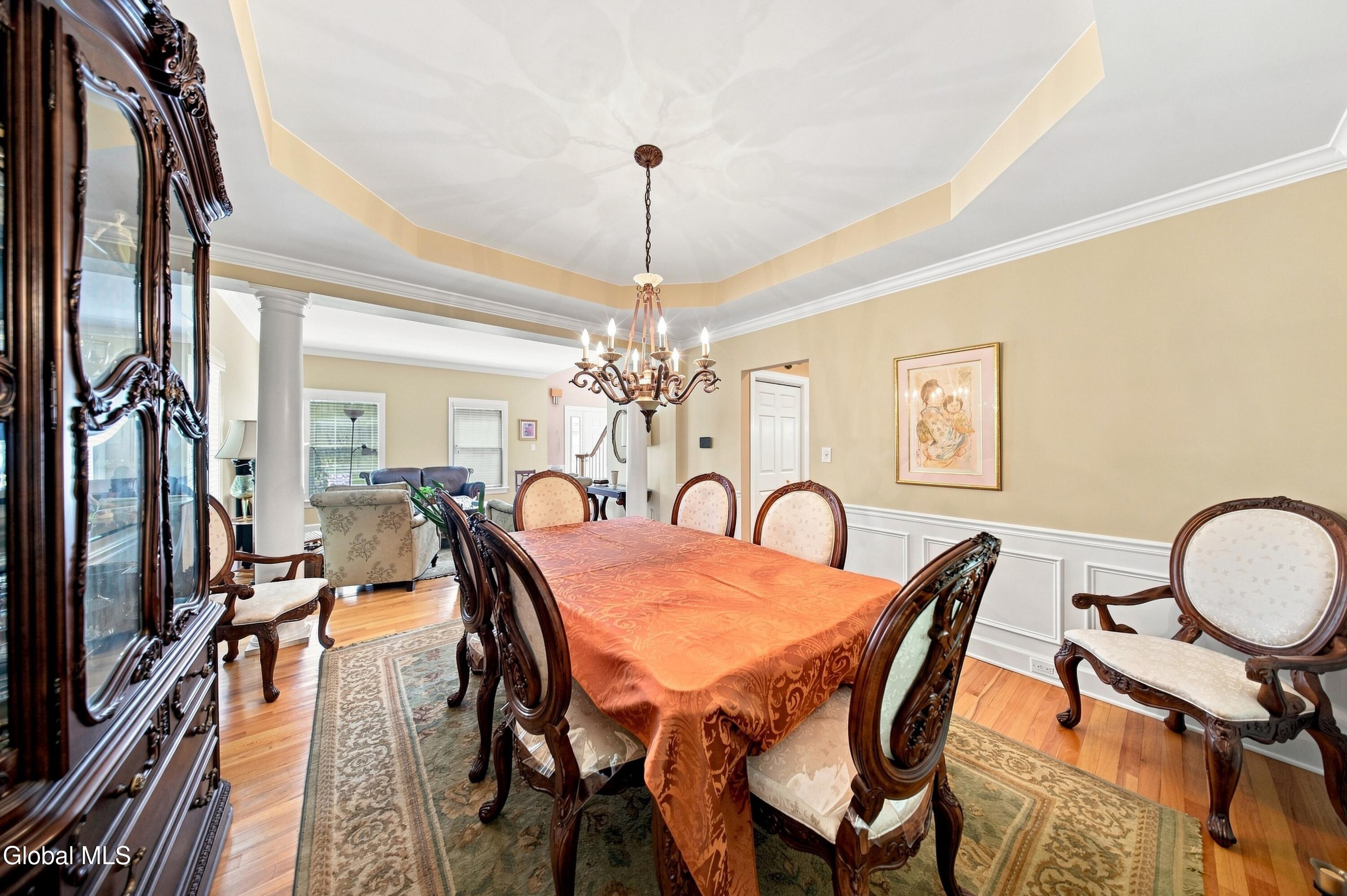 806 Greenthorne Boulevard Guilderland NY 12303