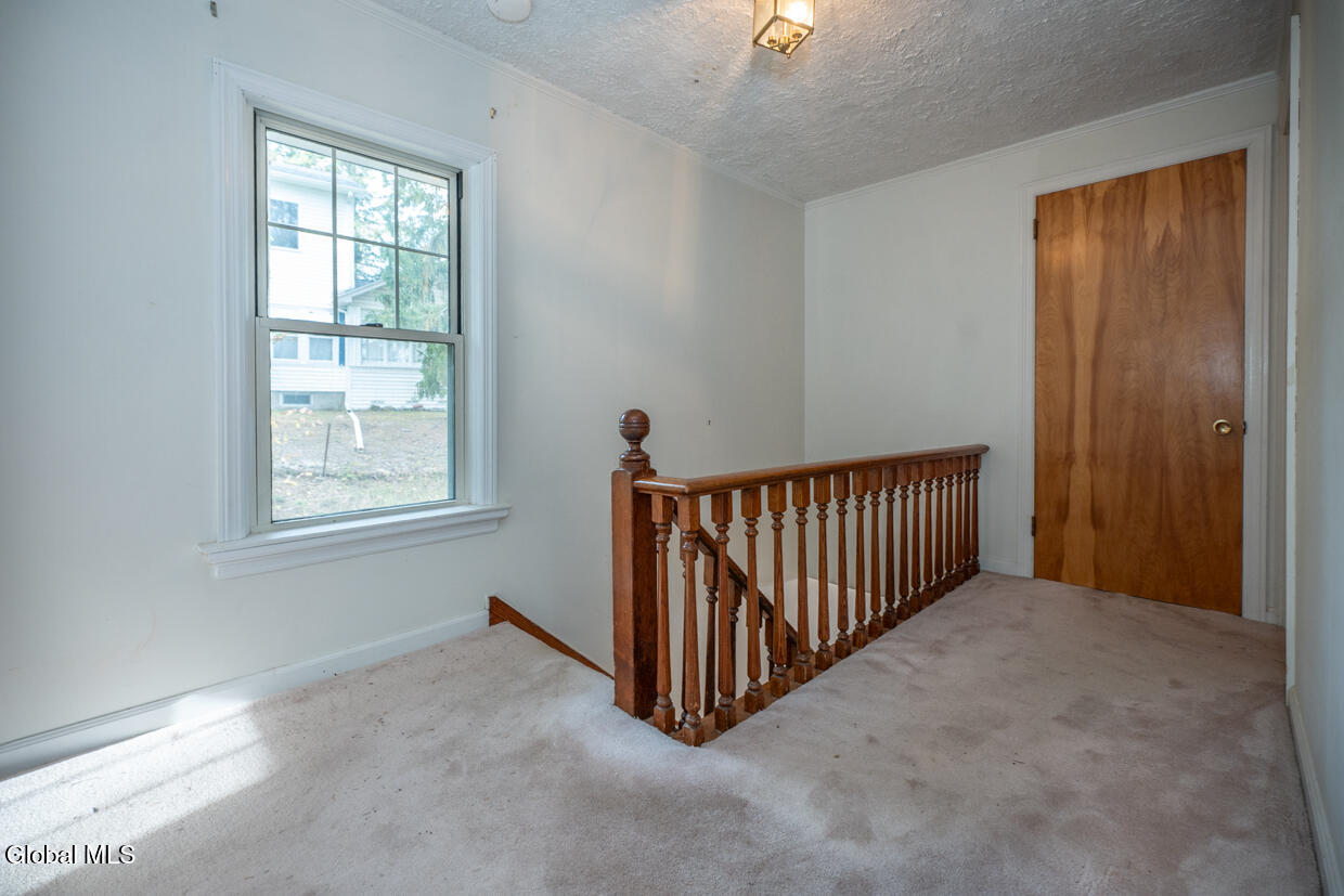 21 Mccormack Road Slingerlands NY 12159