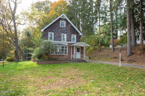 21 Mccormack Road Slingerlands NY 12159