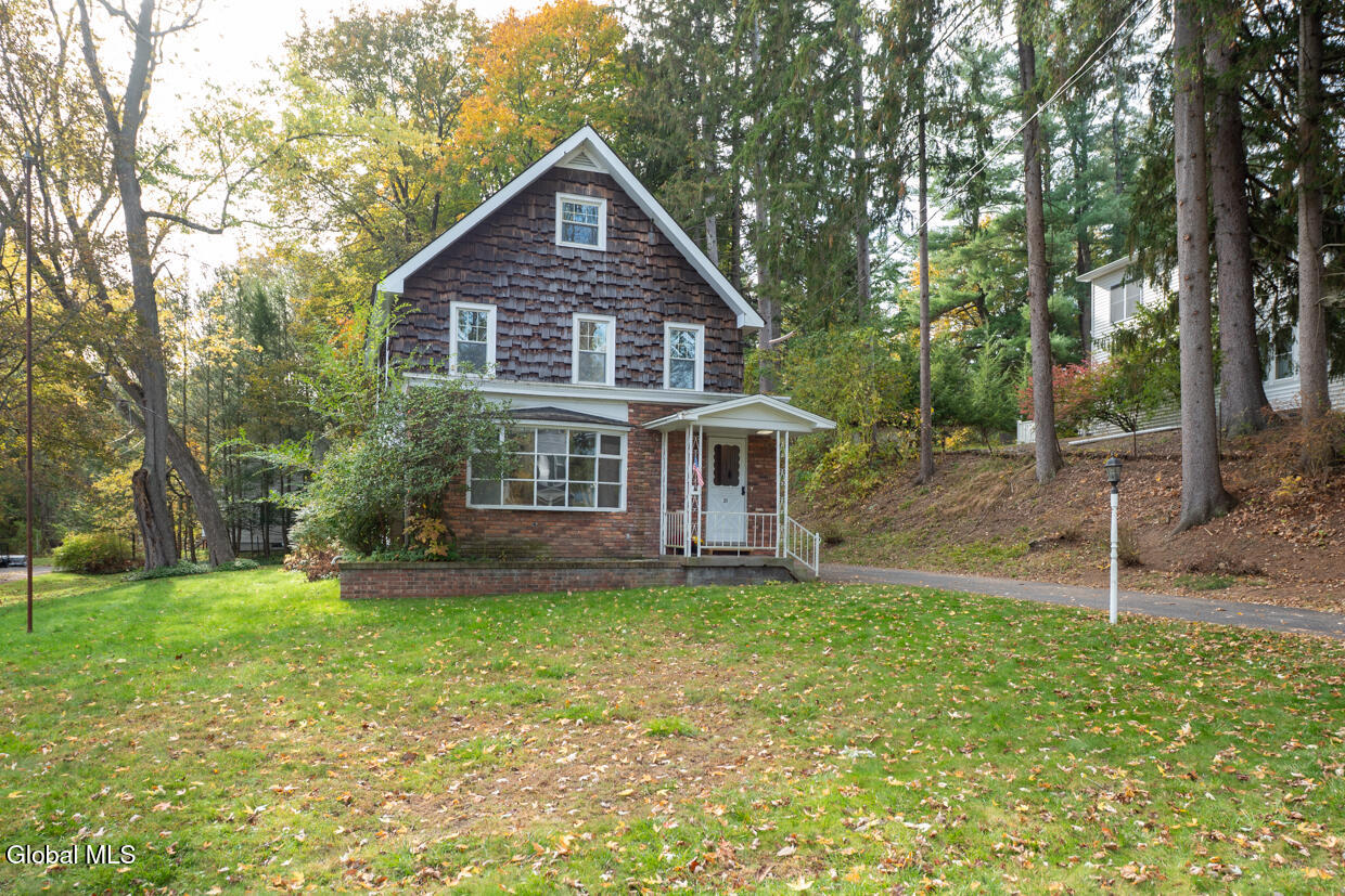 21 Mccormack Road Slingerlands NY 12159