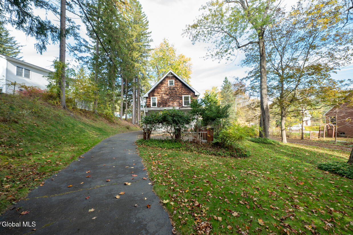21 Mccormack Road Slingerlands NY 12159