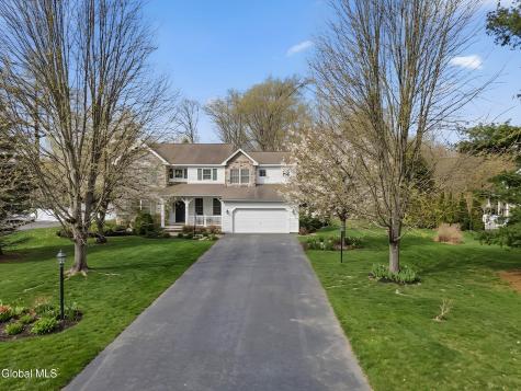 12 Patriot Circle Clifton Park NY 12065