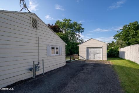 31 Riverview Drive Niskayuna NY 12309