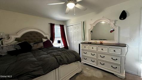 10 Feeder Bend Glens Falls NY 12801