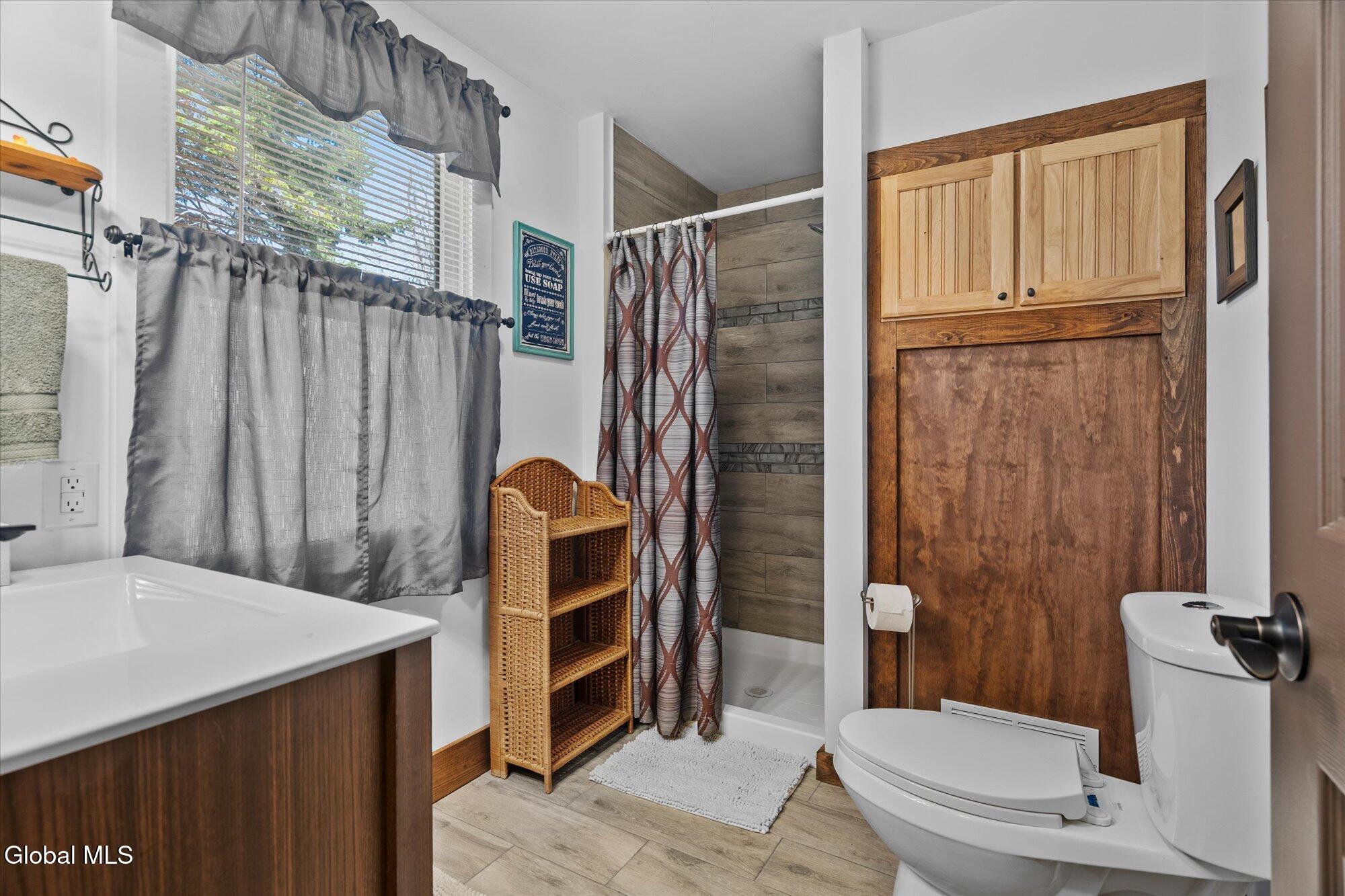 9549 Graphite Mountain Road Hague NY 12836