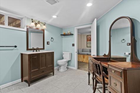 9549 Graphite Mountain Road Hague NY 12836