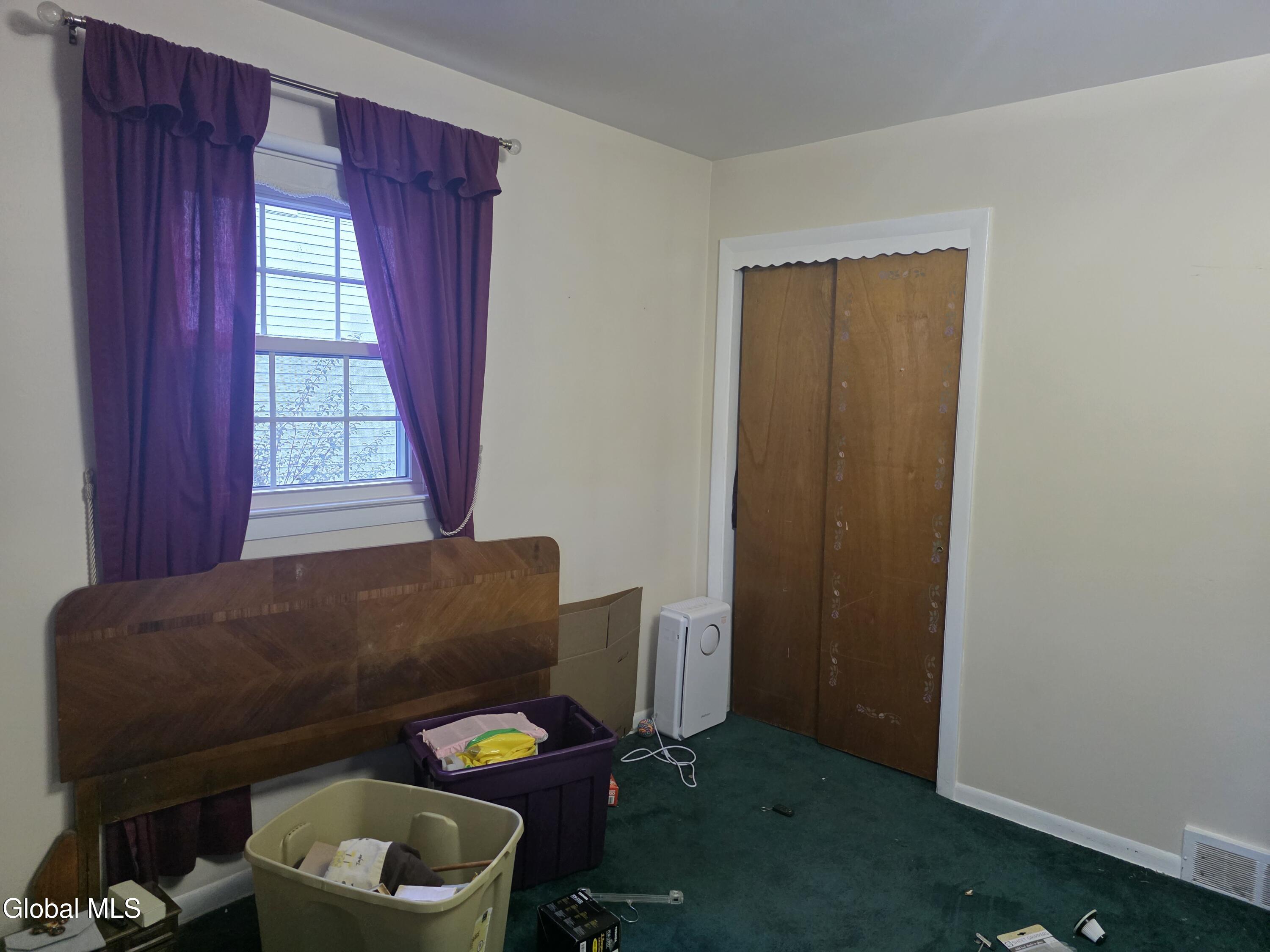 4 Chris Place Colonie NY 12205