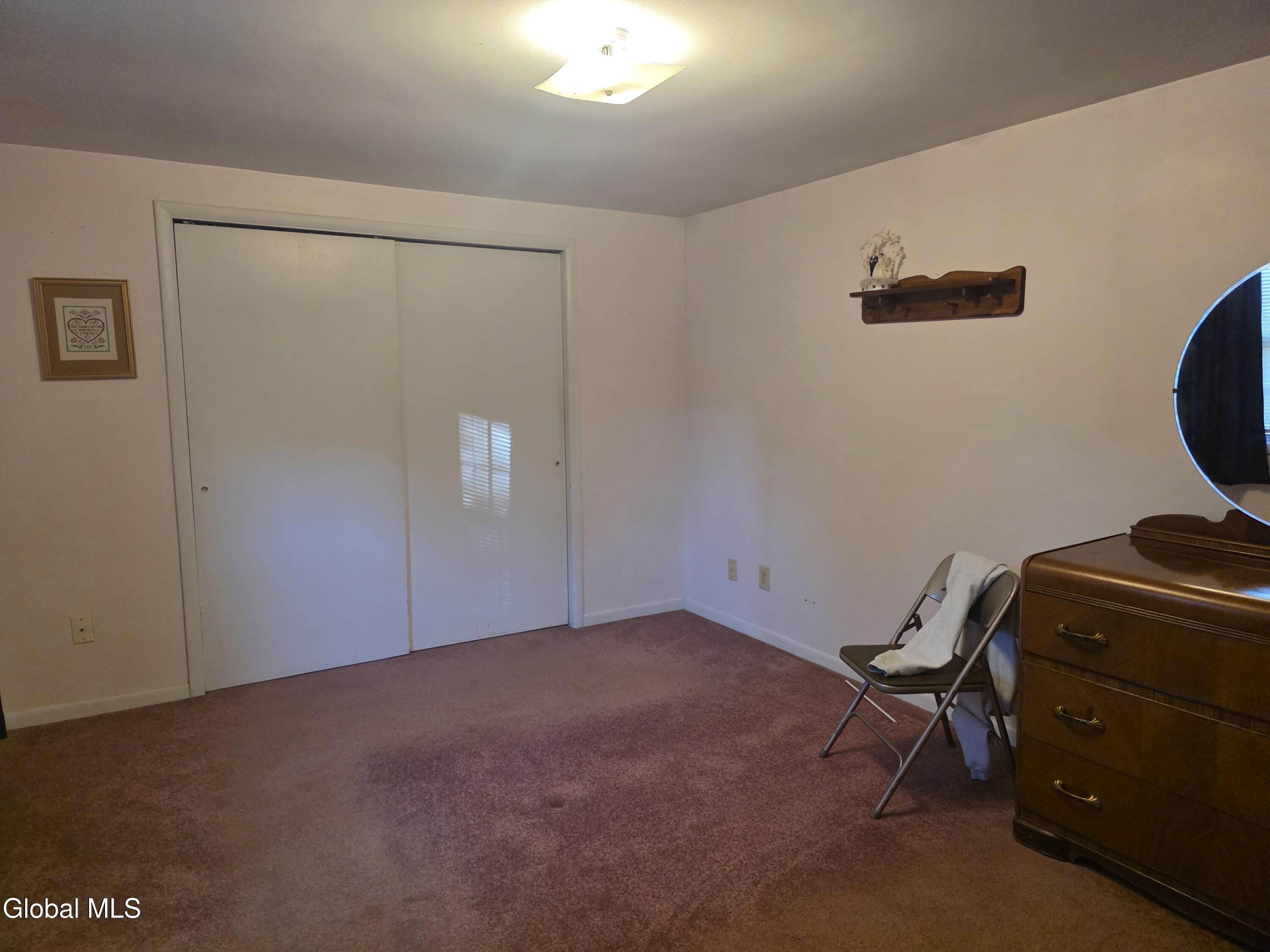 4 Chris Place Colonie NY 12205