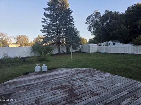 4 Chris Place Colonie NY 12205