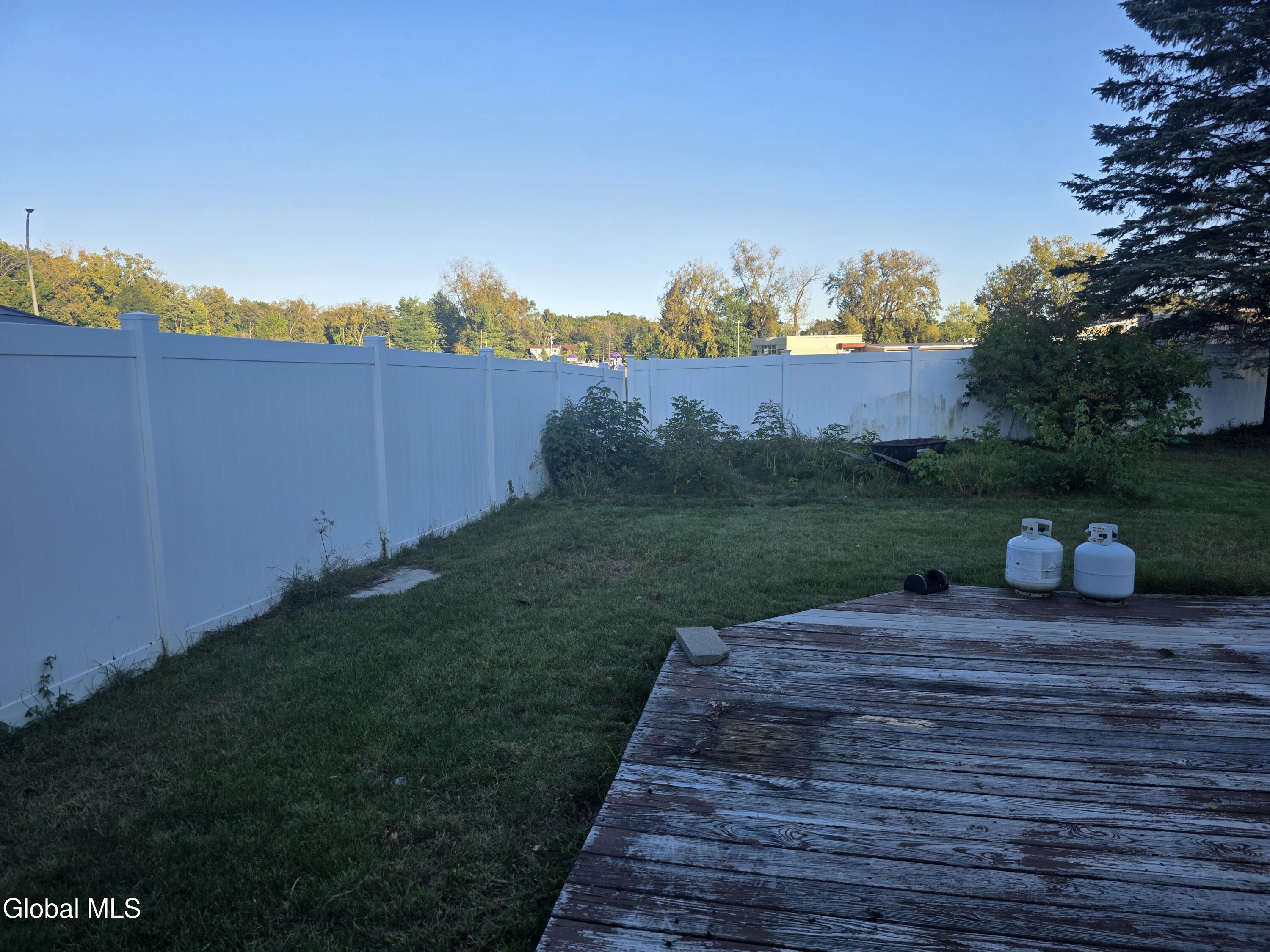 4 Chris Place Colonie NY 12205