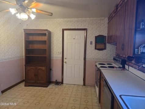 4 Chris Place Colonie NY 12205