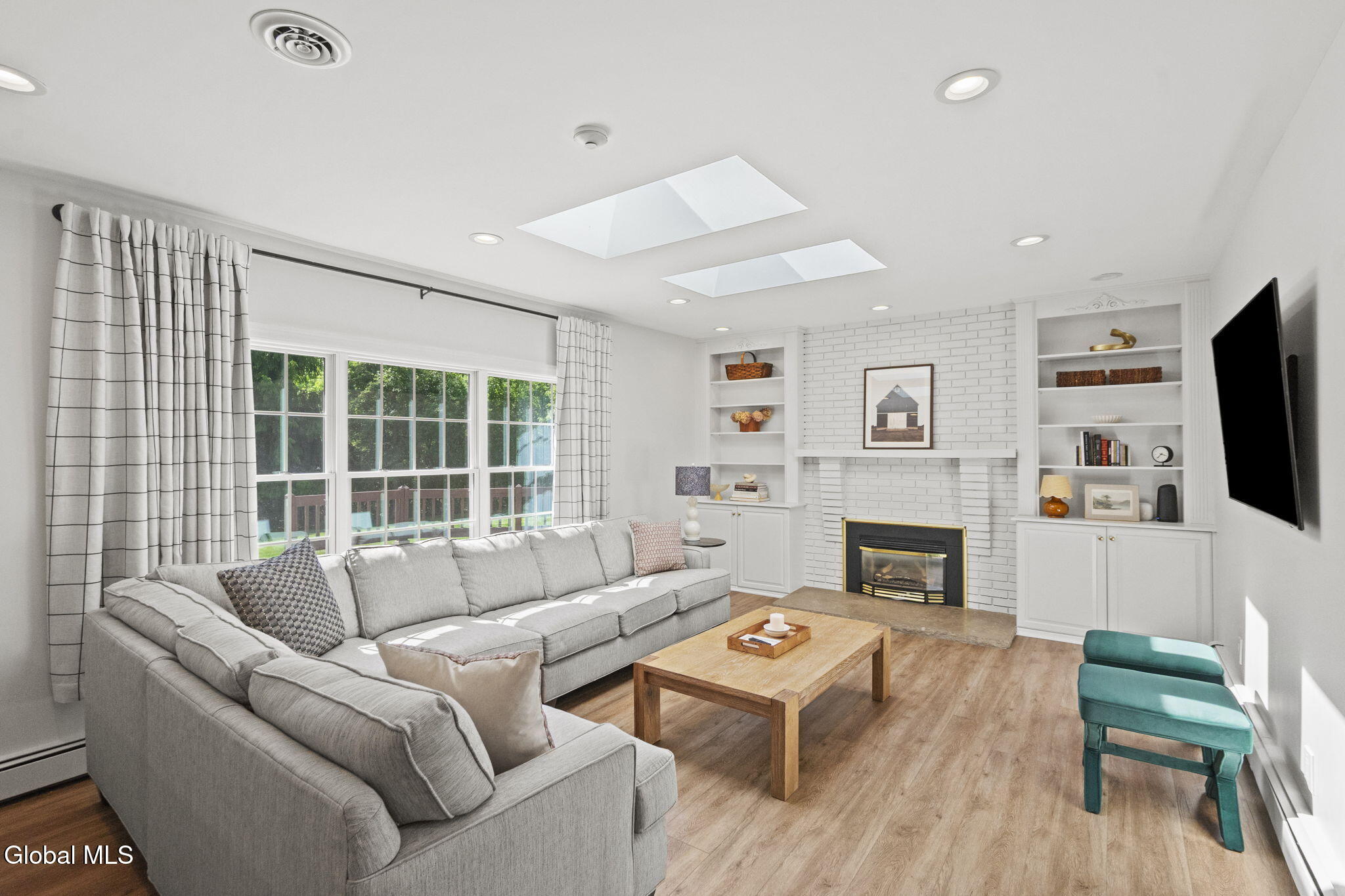 207 Swift Road Voorheesville NY 12186