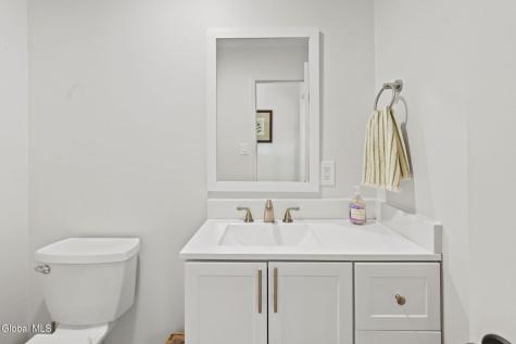 207 Swift Road Voorheesville NY 12186
