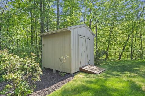 207 Swift Road Voorheesville NY 12186