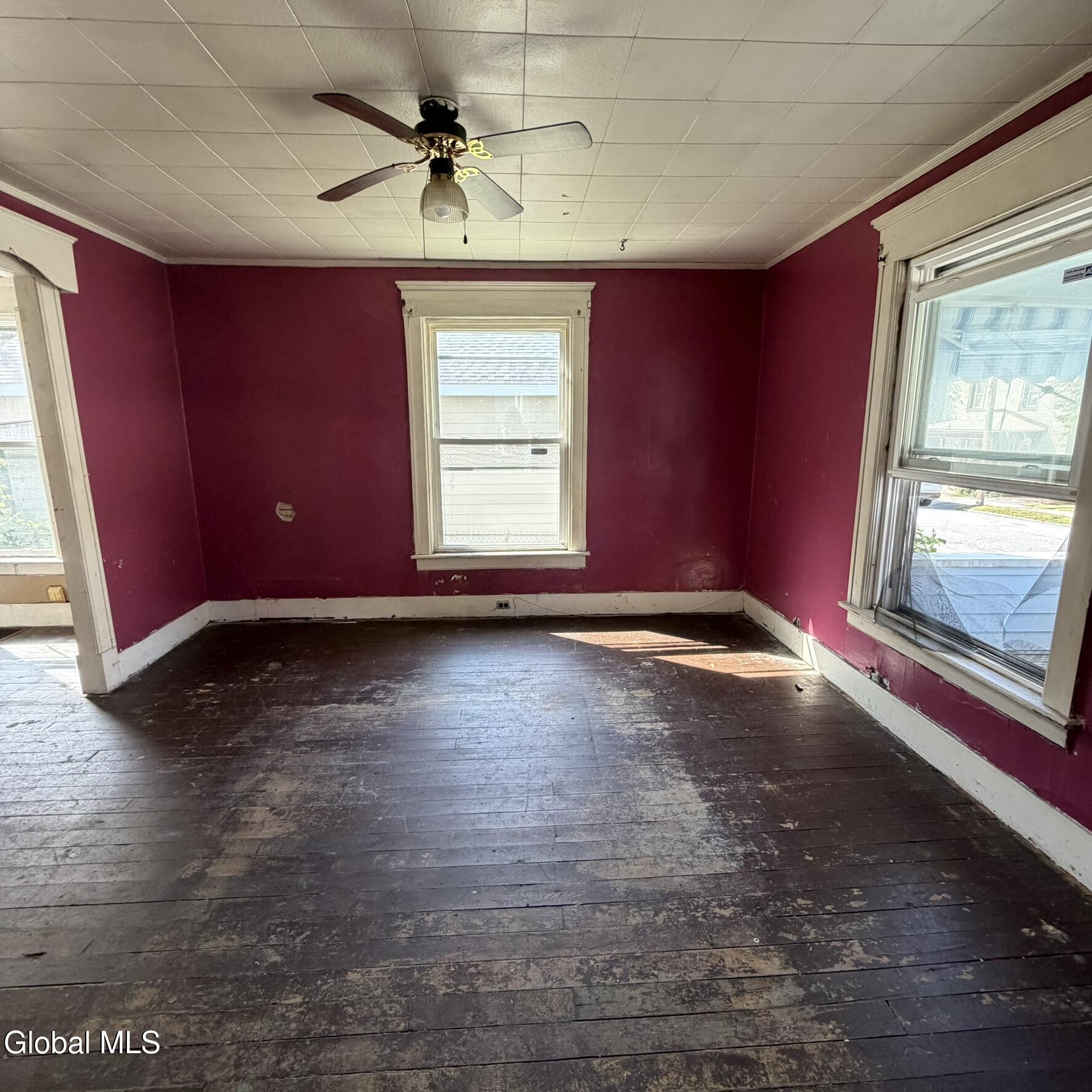 62 Steele Avenue Gloversville NY 12078