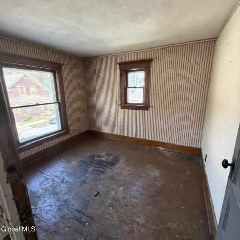 62 Steele Avenue Gloversville NY 12078